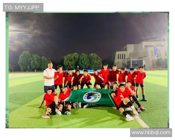 实验小学足球比赛精彩纷呈学生们展现团队精神与运动风采